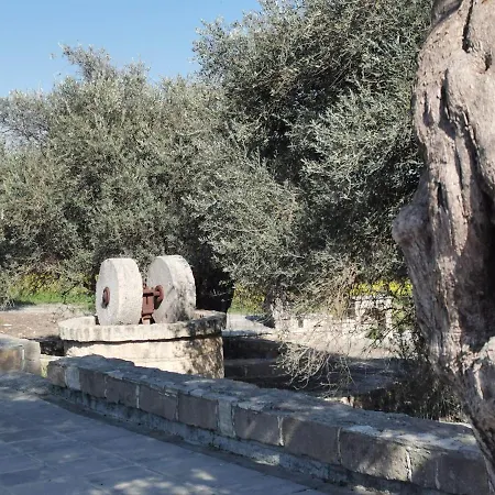 Country house Rothkia's Parekklisia